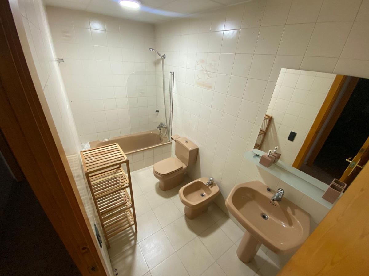 Apartamento Entero Con Terraza En El Centro De Rubi Ngoại thất bức ảnh